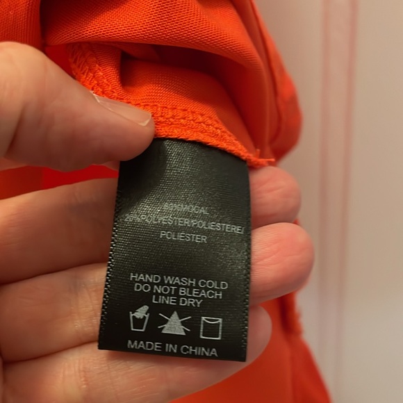 NWOT! Anthropologie Sunday in Brooklyn coral red V neck tank top - Picture 5 of 5